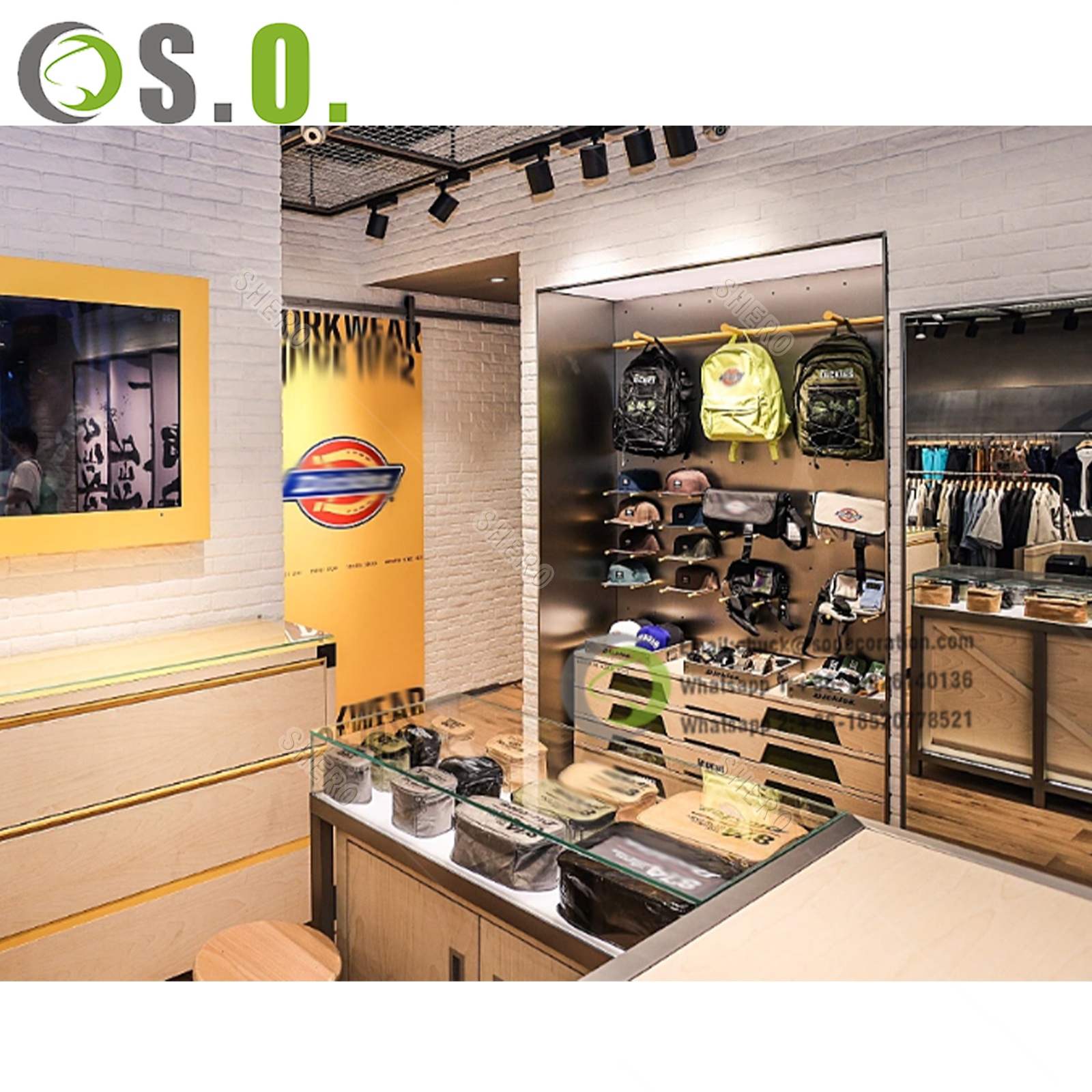 Customized Interior Design Clothes Shop Rack Showcase Decoration Garment
